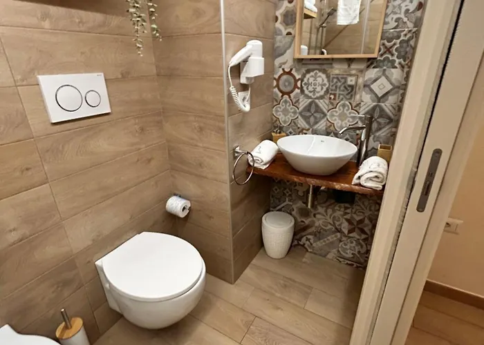 Castrum 招待所 3*